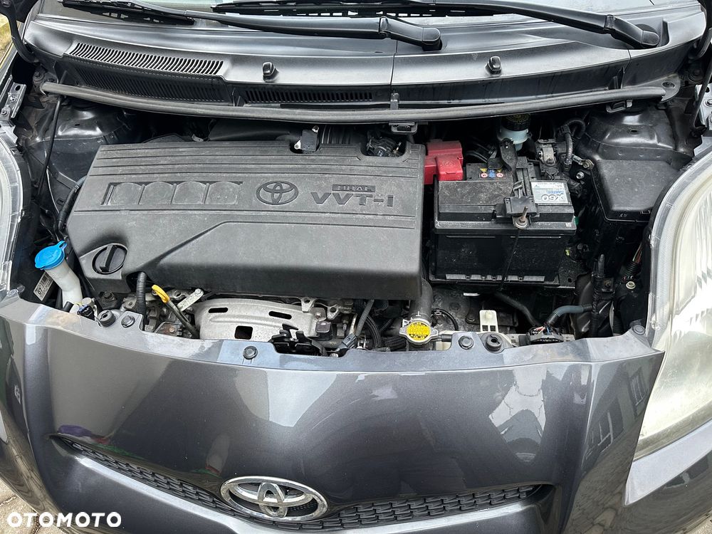 Toyota Yaris 1.33 VVT-i Cool - 5