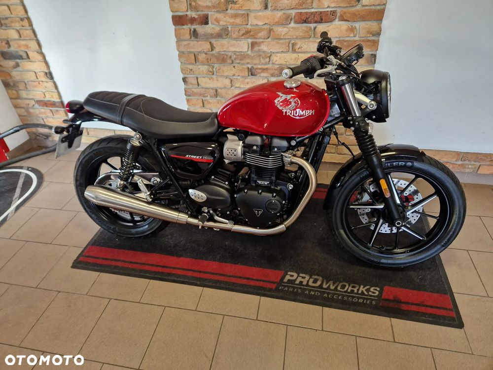 Triumph Street Twin - 20