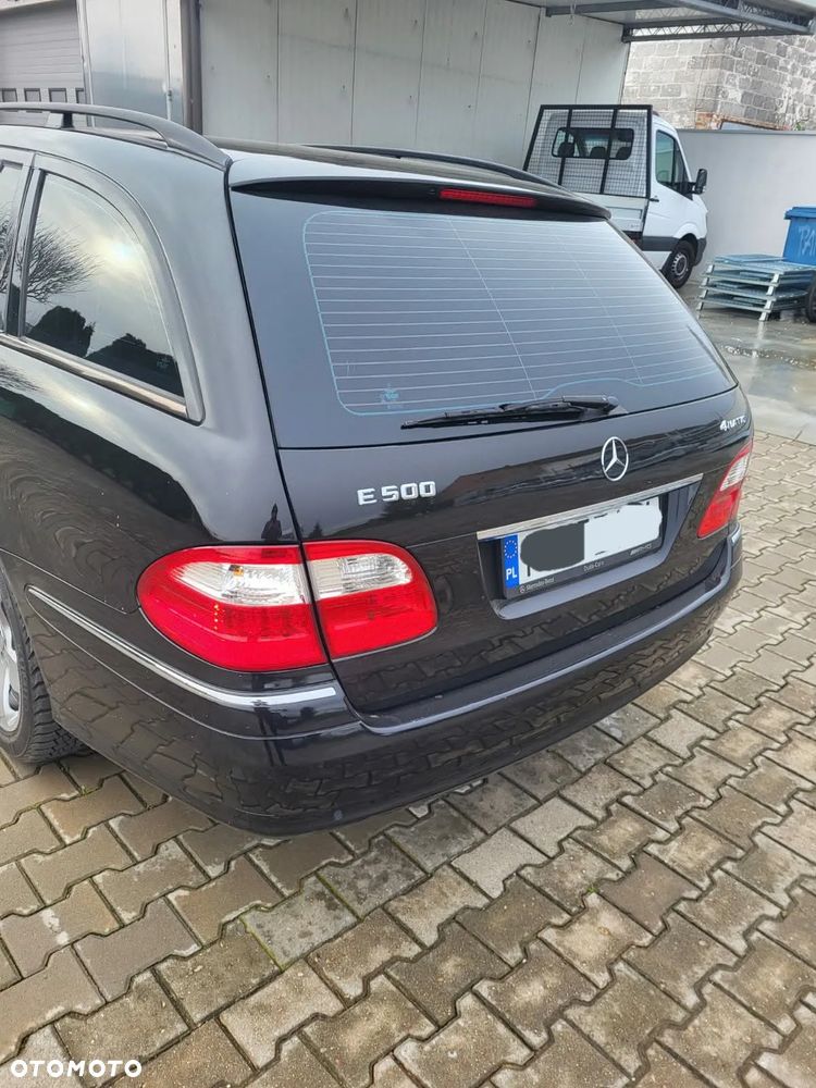 Mercedes-Benz Klasa E 500 4-Matic T Avantgarde - 6
