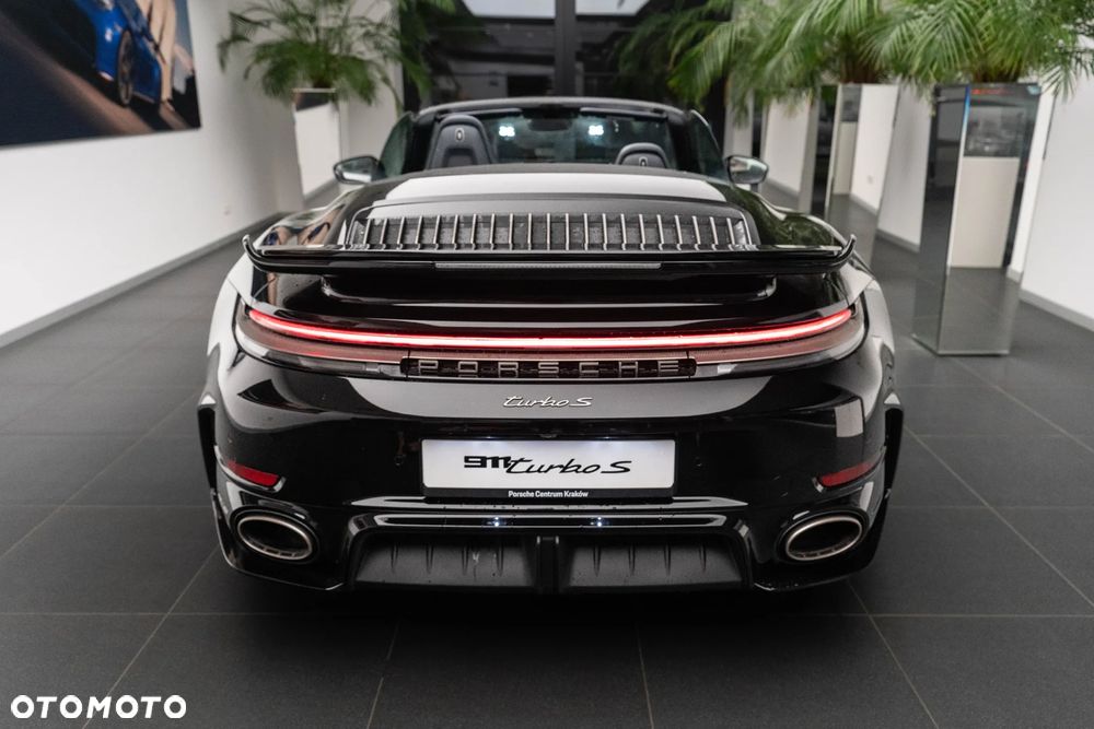 Porsche 911 Turbo S - 37