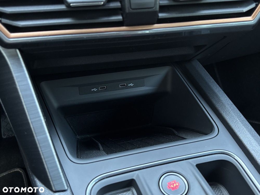 Cupra Leon 1.5 eTSI mHEV DSG - 22
