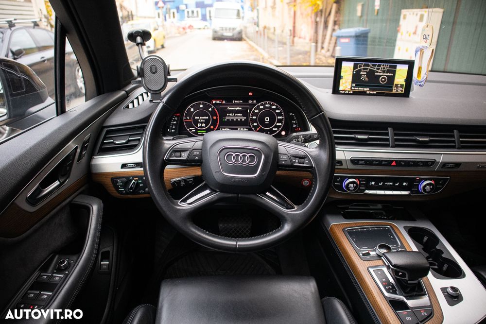 Audi Q7 3.0 ultra TDI Quattro Tiptronic - 24