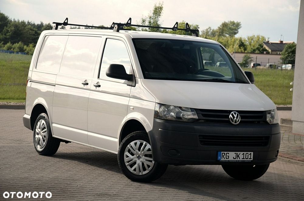 Volkswagen Transporter - 2