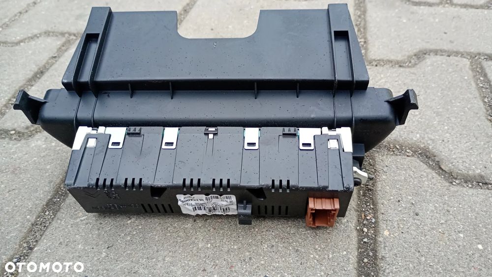 F.VAT WYŚWIETLACZ 967585958000 Citroen JUMPY II EXPERT II SCUDO II MONITOR EKRAN Z RAMKĄ - 2