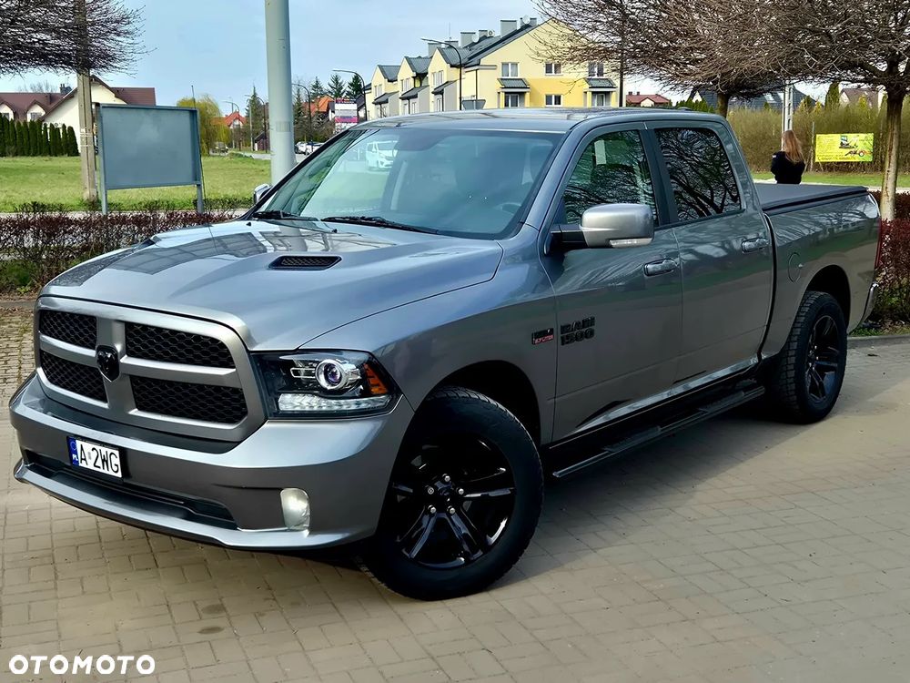 Dodge RAM 5.7 4x4 - 2