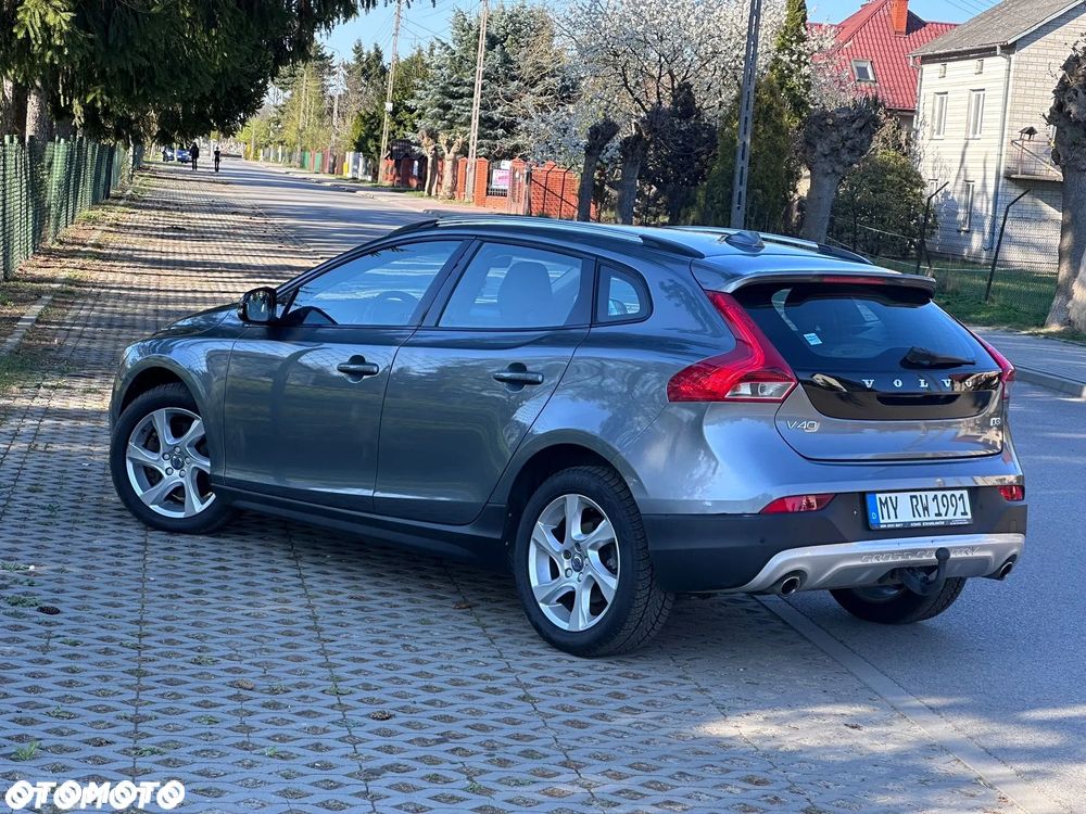 Volvo V40 Cross Country D2 Momentum - 8