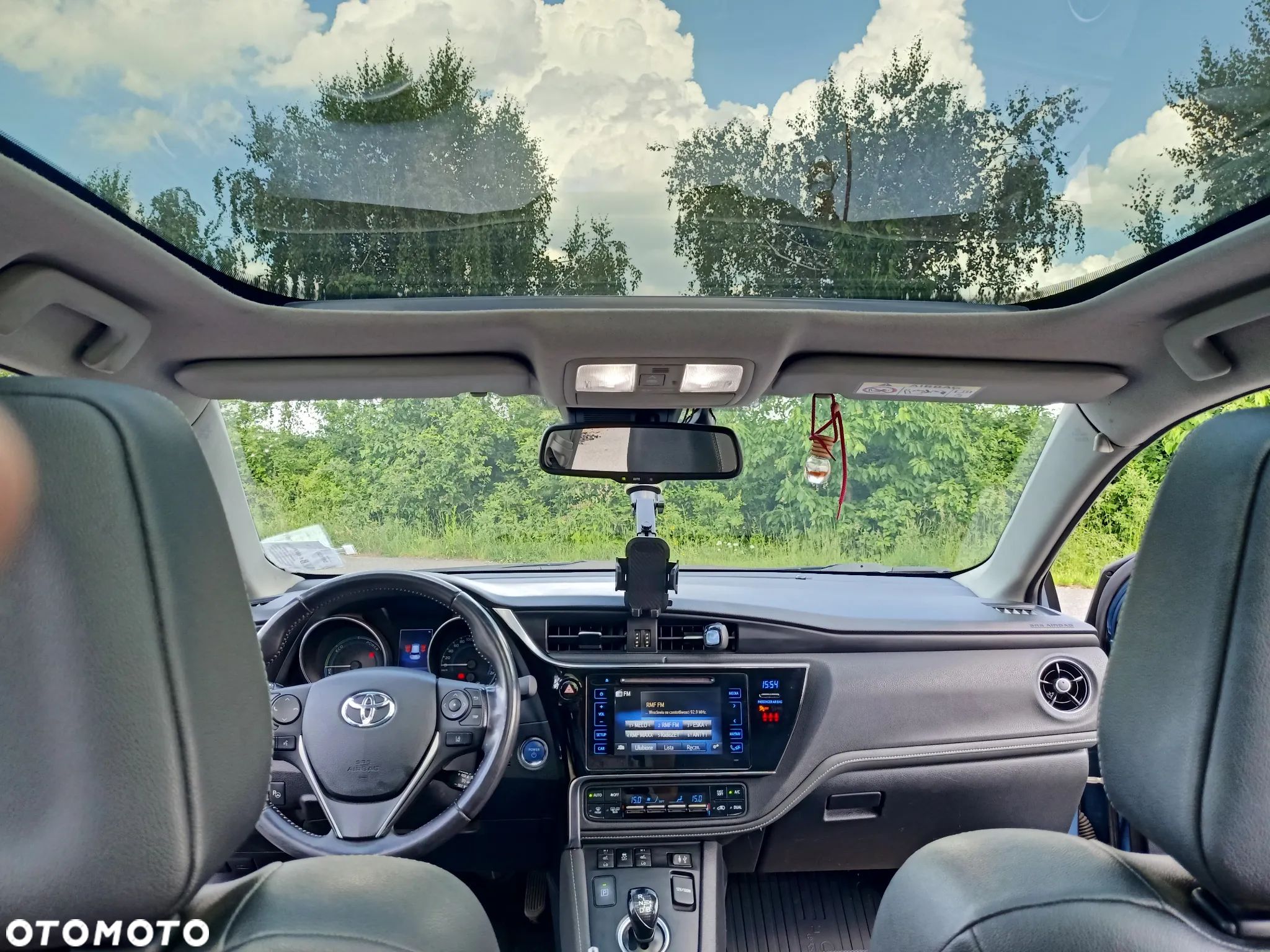 Toyota Auris Hybrid 135 Prestige - 1