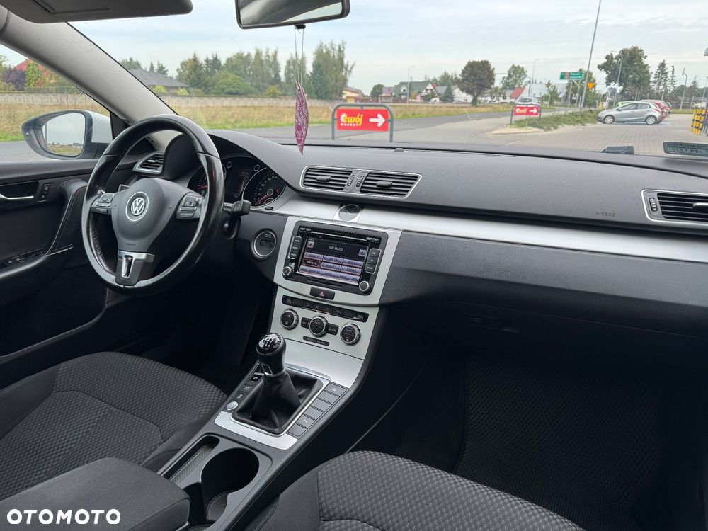 Volkswagen Passat 1.4 TSI Comfortline - 9