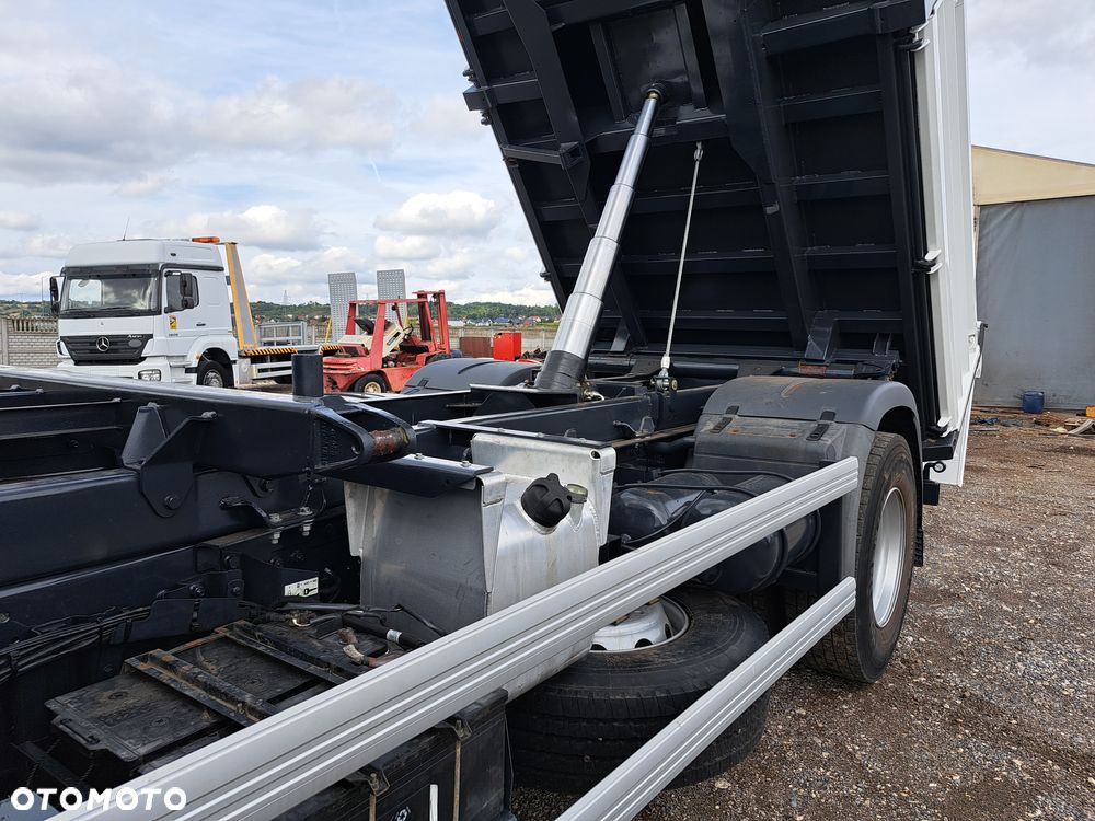 DAF CF 75.310 Wywrotka - 10
