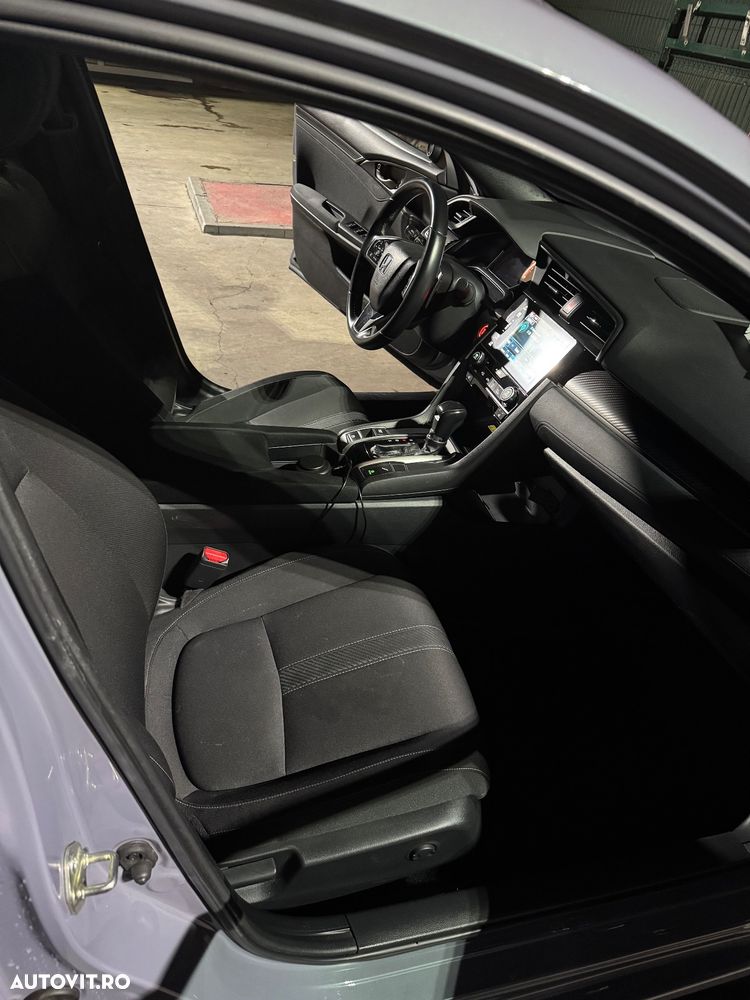 Honda Civic 1.5 VTEC Turbo CVT Sport Plus - 13