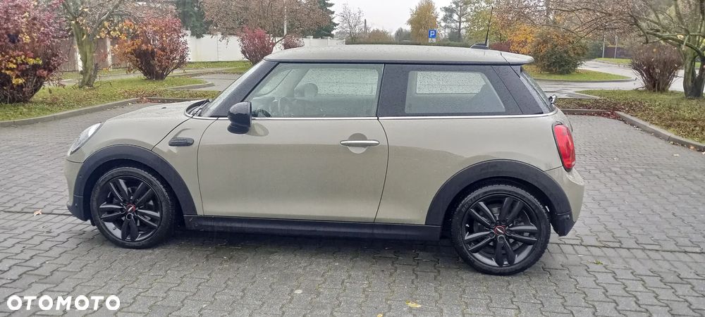 MINI ONE Essential Trim - 14