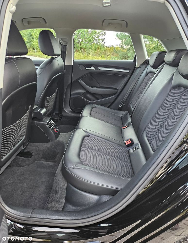 Audi A3 Sportback 2.0 TDI quattro Attraction - 16