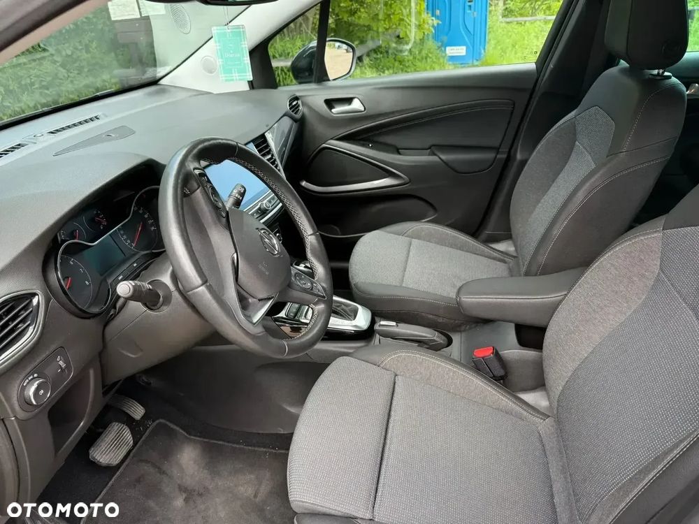 Opel Crossland X - 9