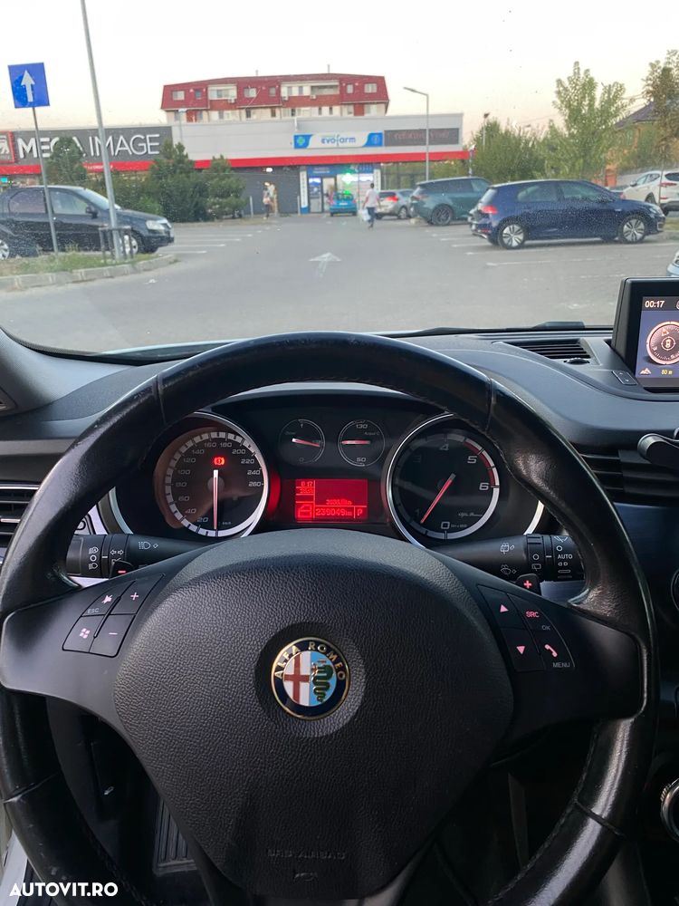 Alfa Romeo Giulietta 2.0 Mjet TCT Distinctive - 19