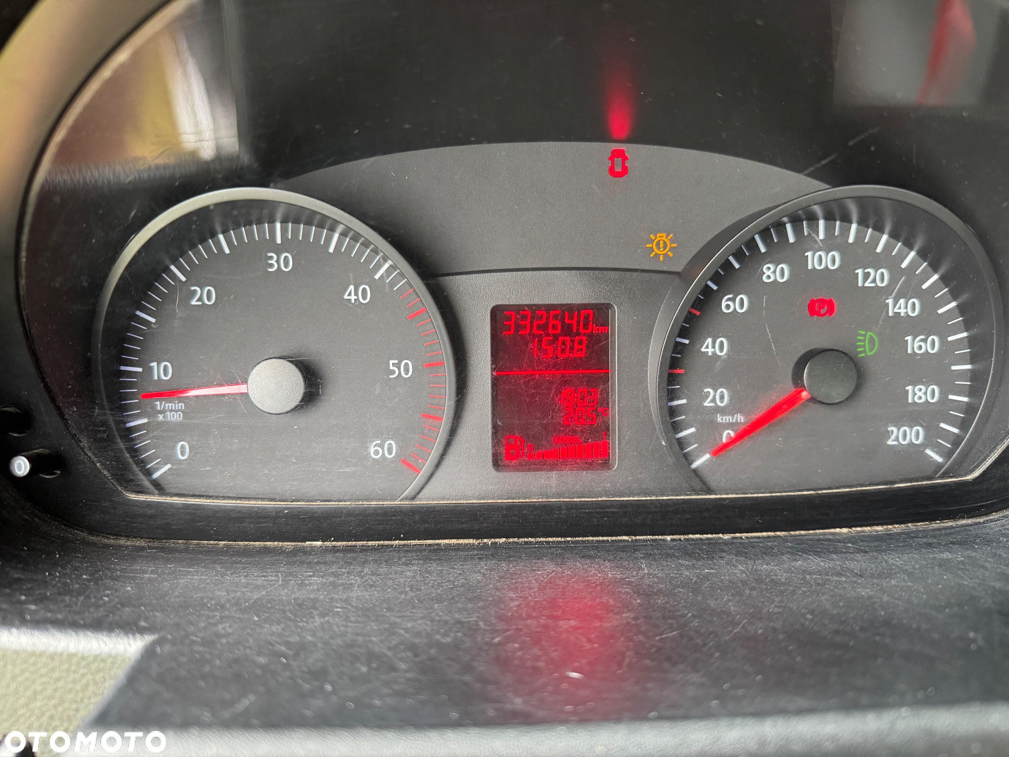 Volkswagen Crafter - 28