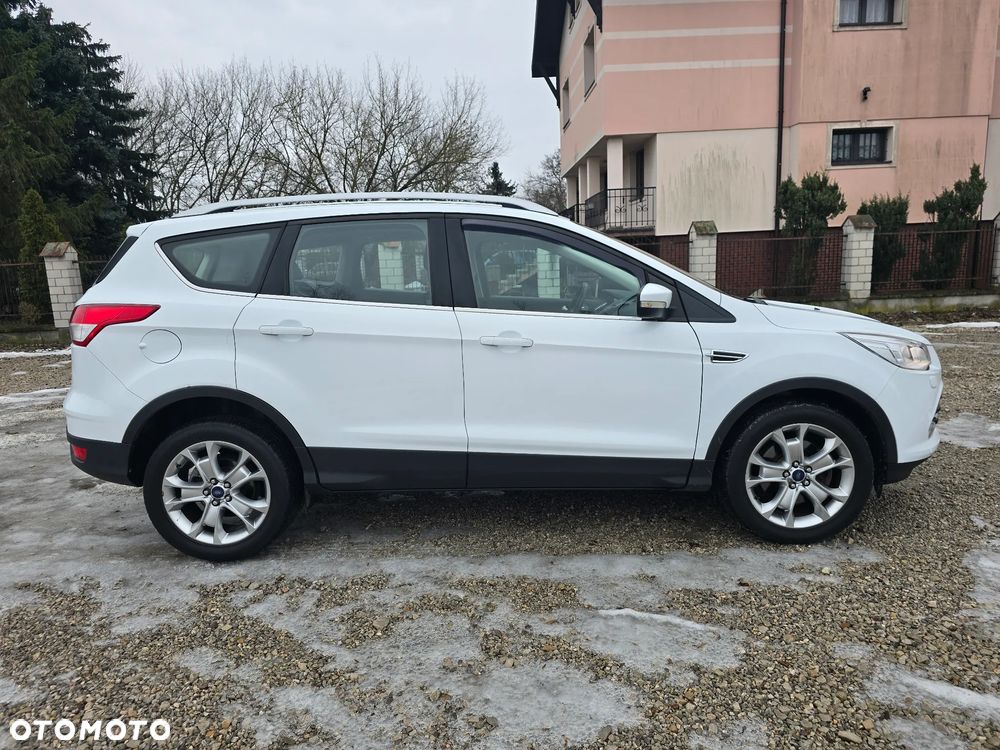 Ford Kuga 1.6 EcoBoost 4WD Titanium Plus - 3