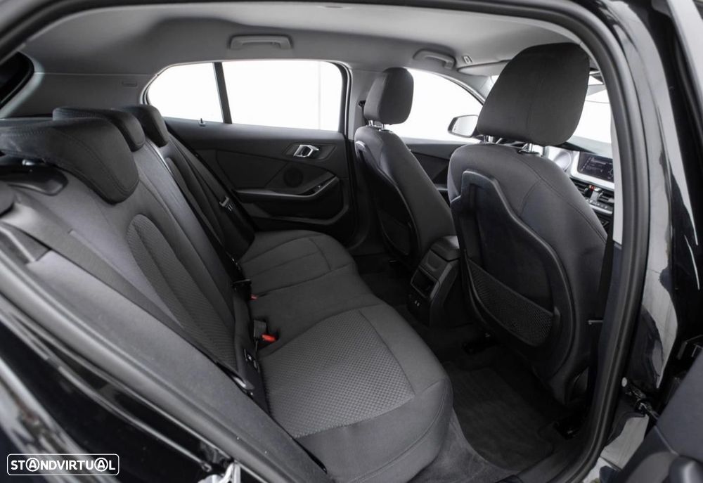 BMW 118 i Auto - 12