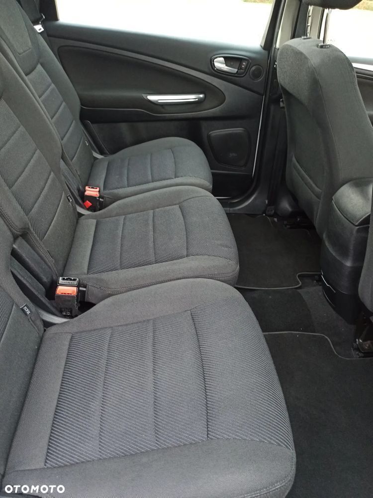 Ford S-Max 2.0 TDCi DPF Titanium - 24