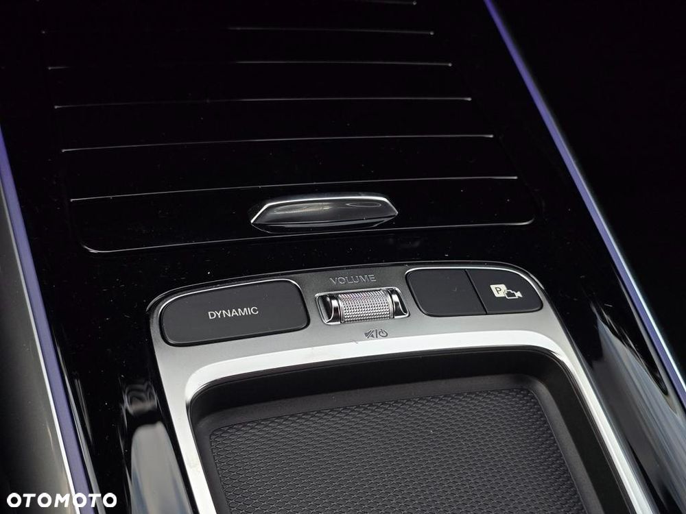 Mercedes-Benz GLA 200 mHEV AMG Line 7G-DCT - 23