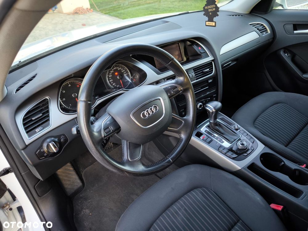 Audi A4 Avant 2.0 TDI Multitronic - 5