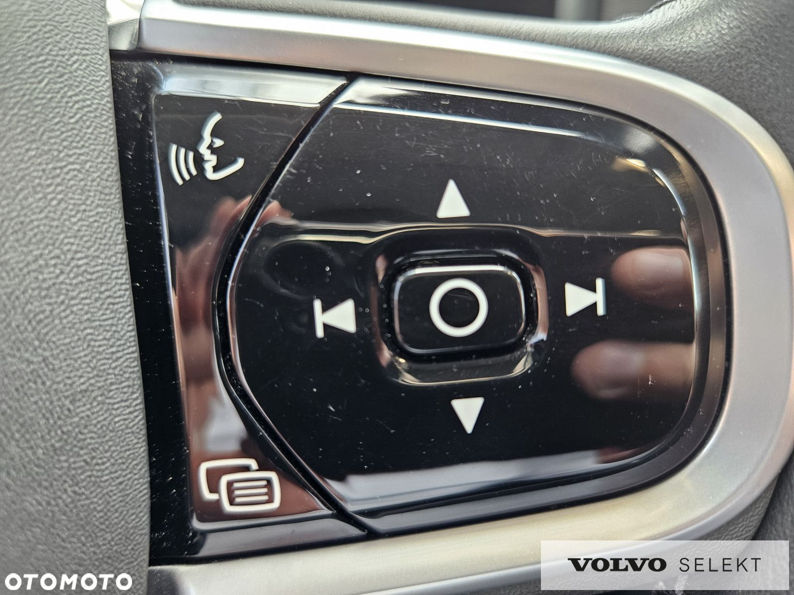 Volvo V90 Cross Country - 23