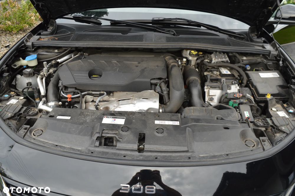 Peugeot 308 - 32