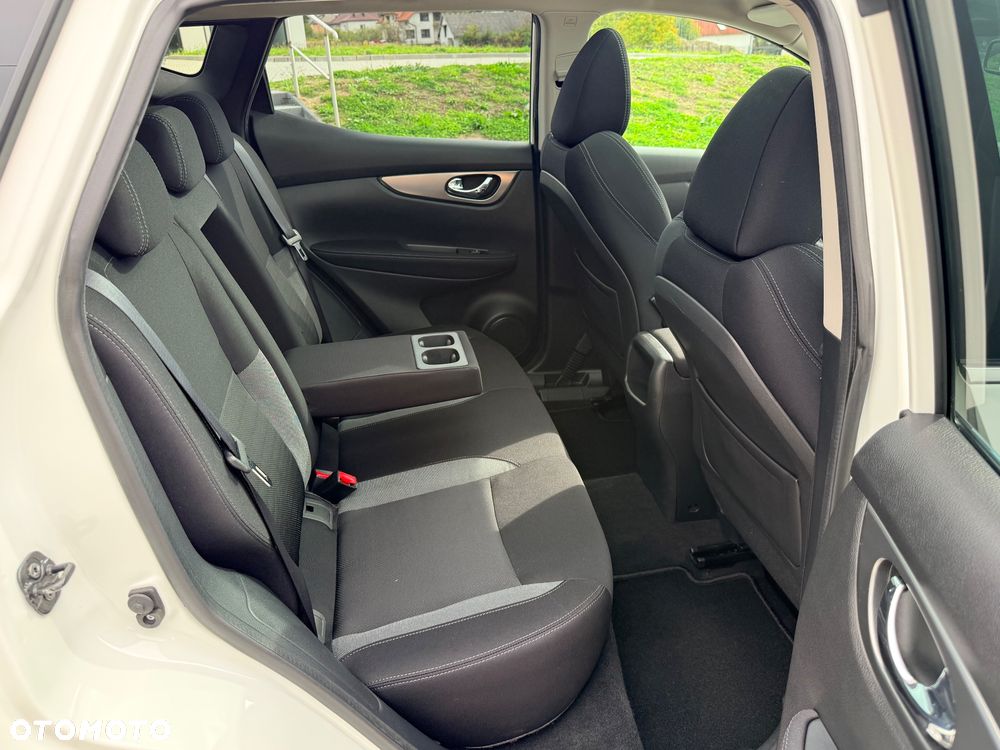 Nissan Qashqai 1.6 DIG-T Tekna - 26