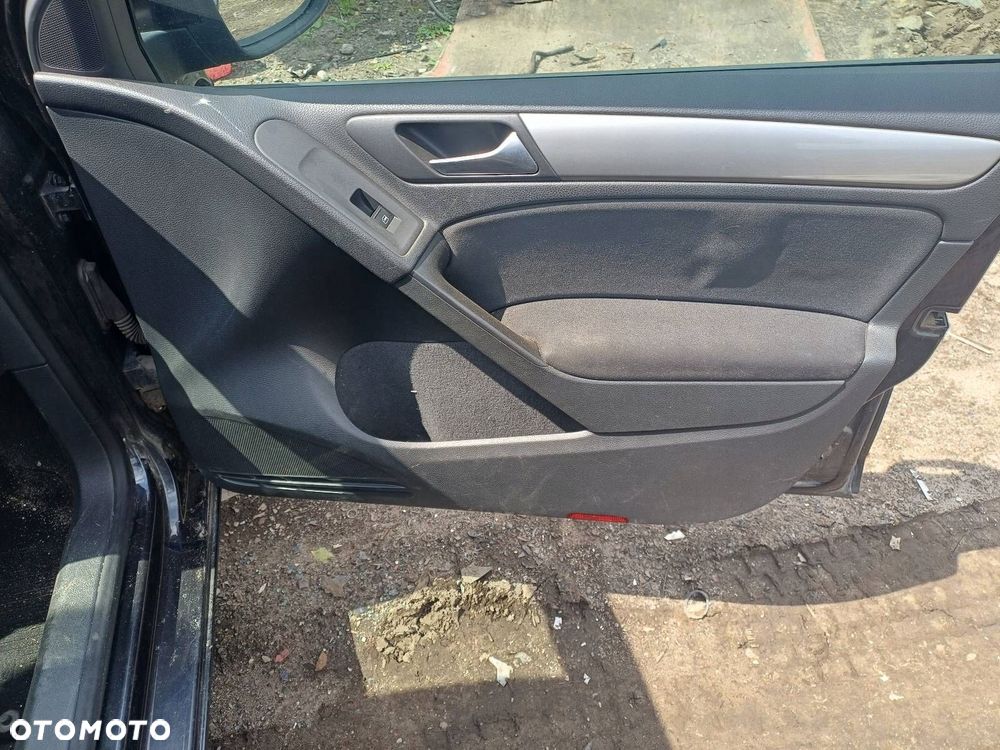 FOTELE KOMPLET LEWY PRAWY KANAPA TYŁ + BOCZKI VOLKSWAGEN GOLF VI HB 5D - 9