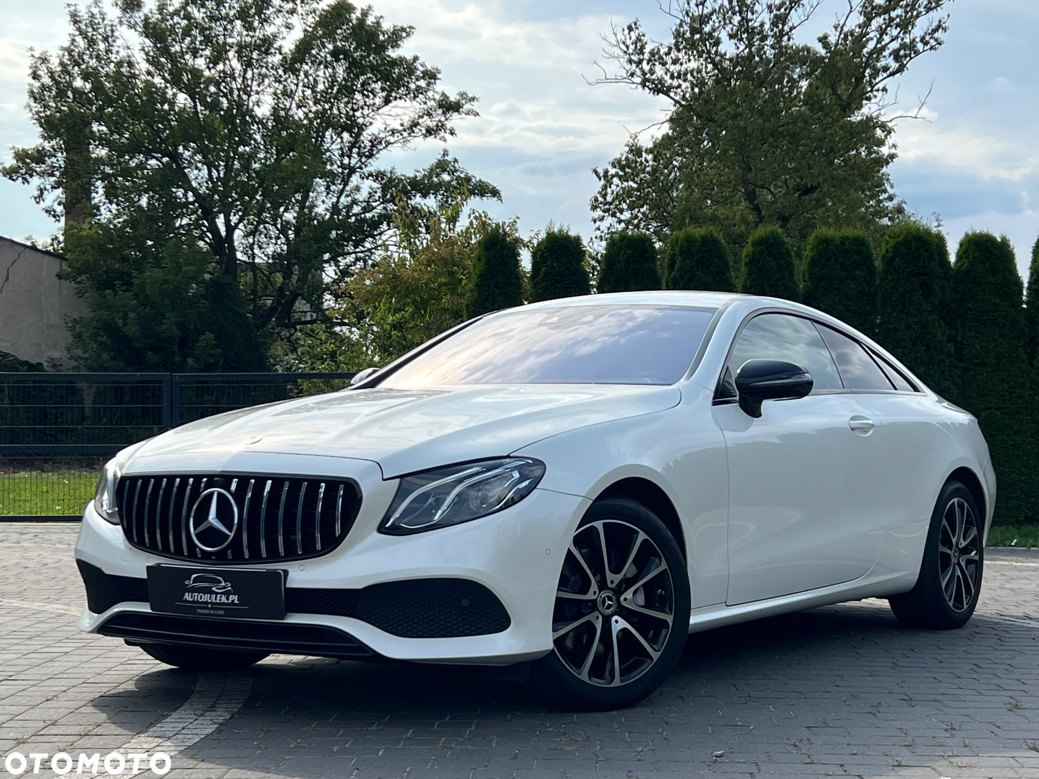 Mercedes-Benz Klasa E 220 d Coupe 9G-TRONIC - 7