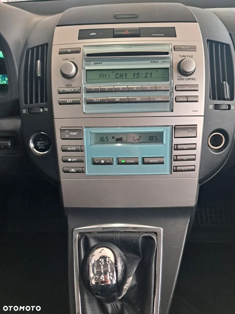 Toyota Corolla Verso 1.6 Premium - 13