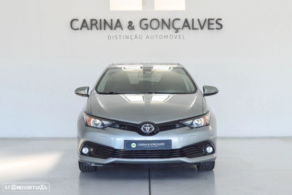 Toyota Auris 1.4 D-4D Comfort - 2