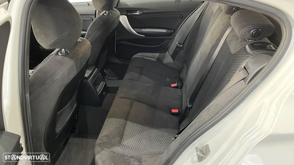 BMW 120 d Pack M - 24