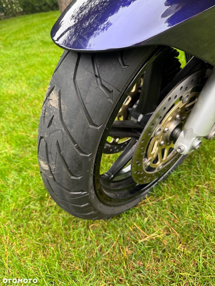 Honda VFR - 9
