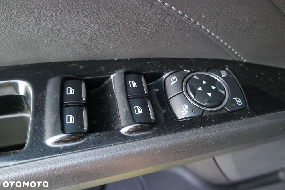 Ford Mondeo - 13