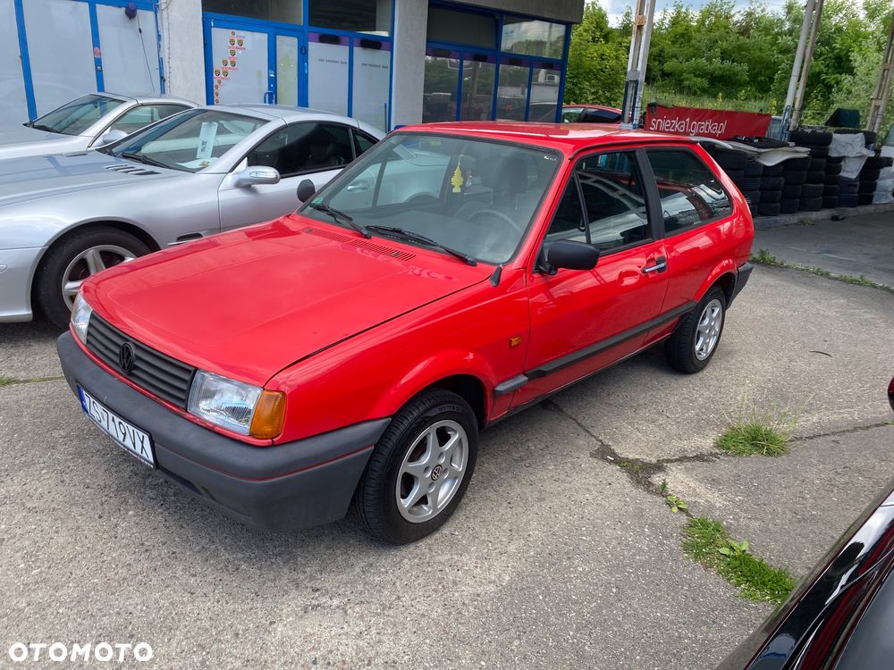 Volkswagen Polo - 1