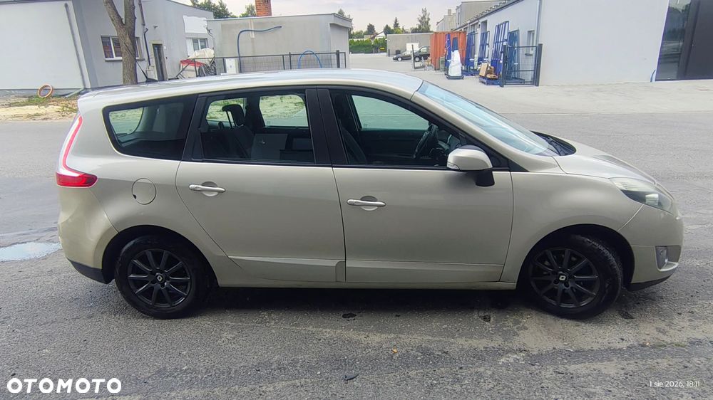 Renault Grand Scenic - 4