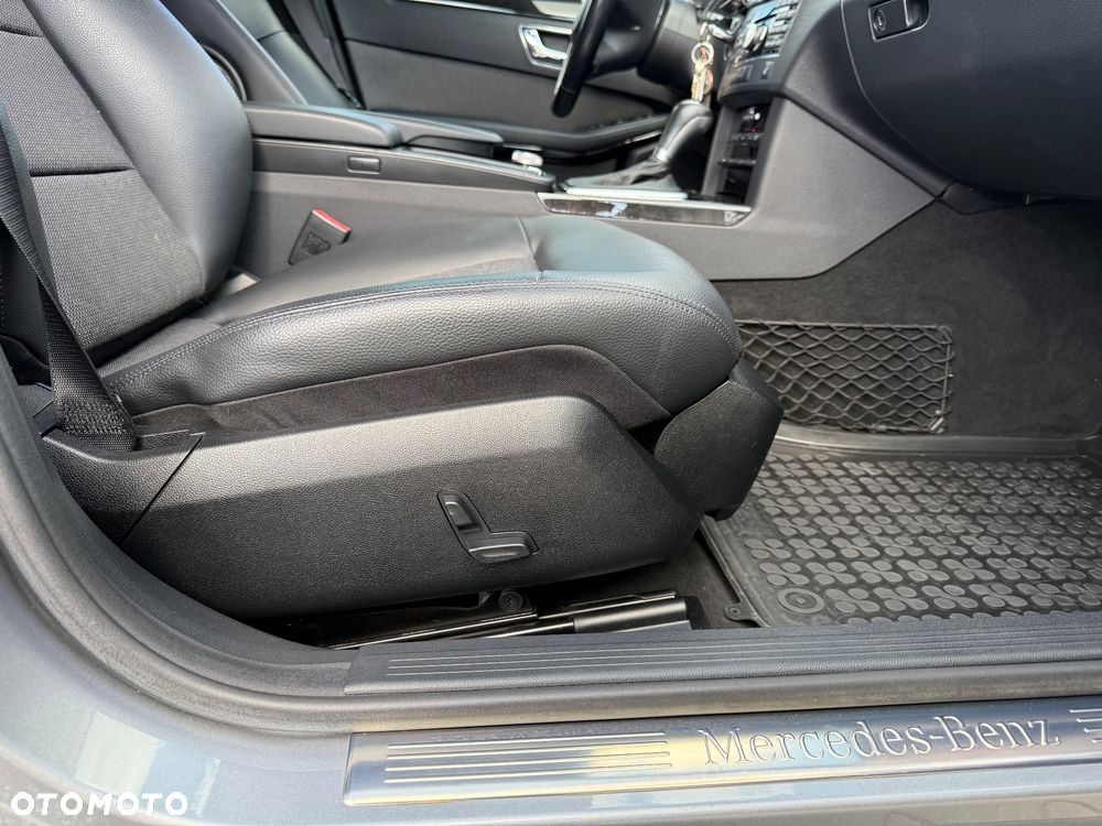 Mercedes-Benz Klasa E 200 CDI DPF BlueEFFICIENCY Automatik Avantgarde - 30