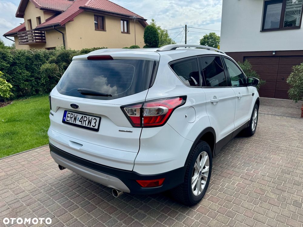 Ford Kuga - 8