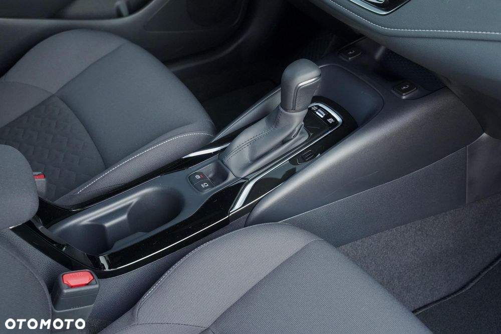 Suzuki Swace 1.8 Hybrid Premium Plus CVT - 27