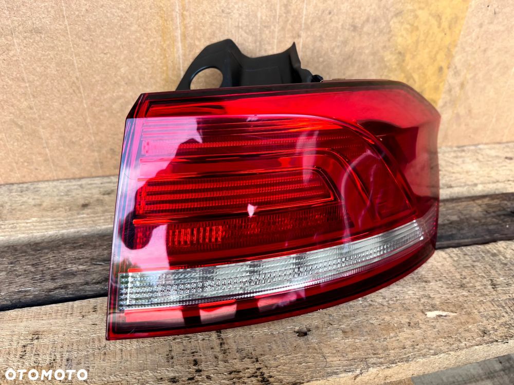 VW VOLKSWAGEN PASSAT B8 KOMBI LAMPA PRAWY TYŁ PRAWA TYLNA W BŁOTNIK 3G9945312 - 2