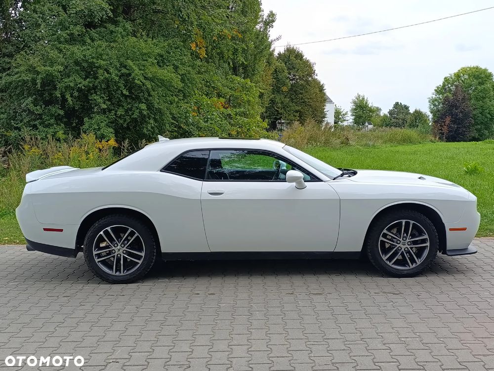 Dodge Challenger 3.6 GT AWD - 4