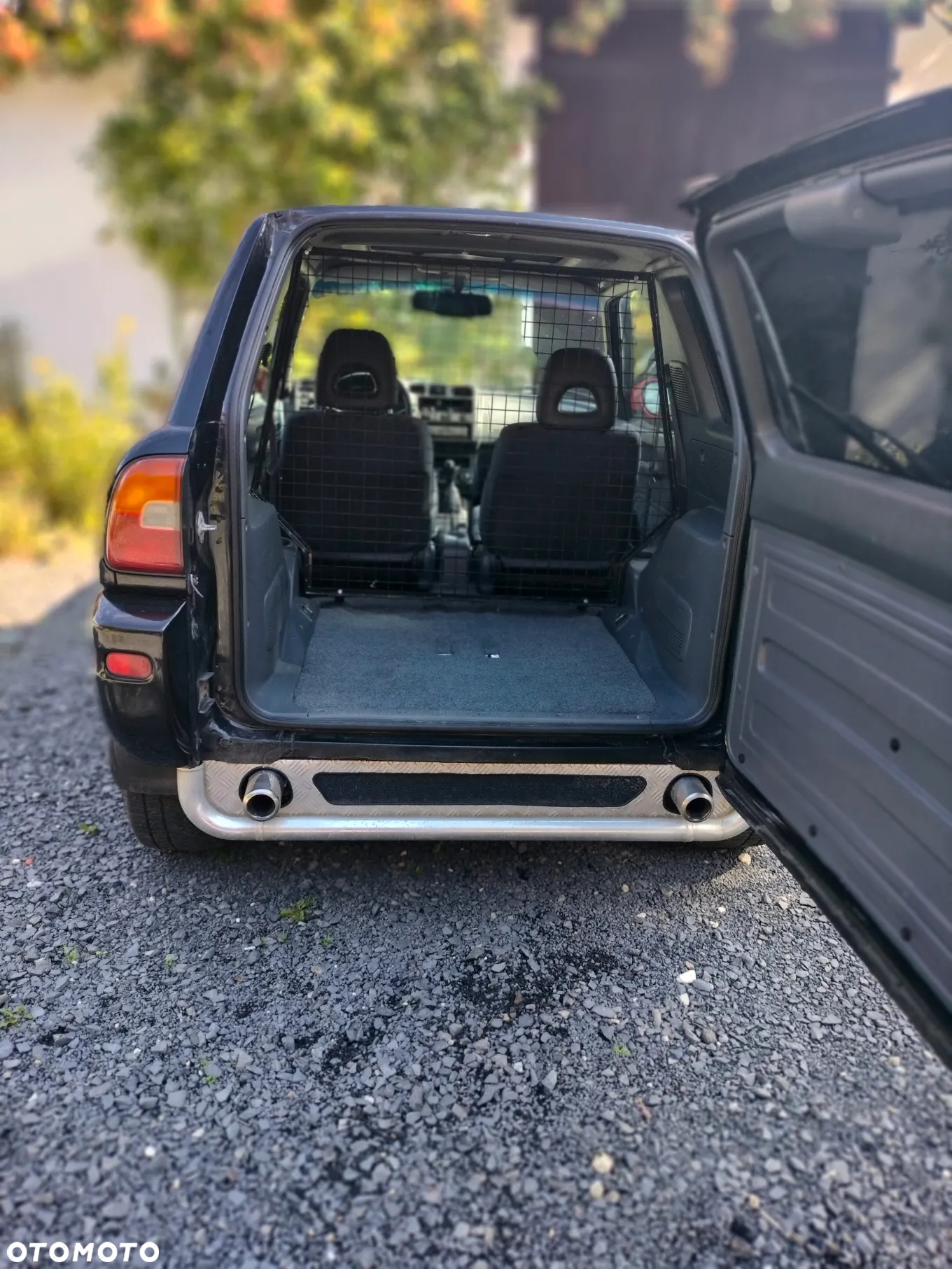 Toyota RAV4 - 18