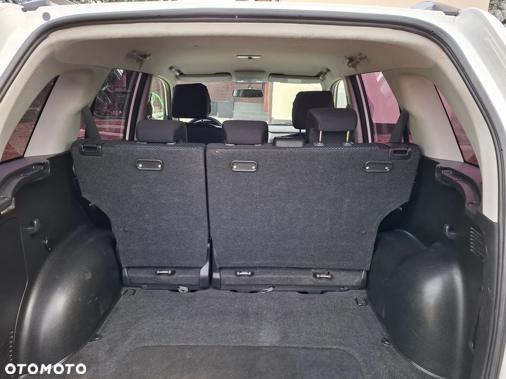 Suzuki Grand Vitara 2.0 - 10