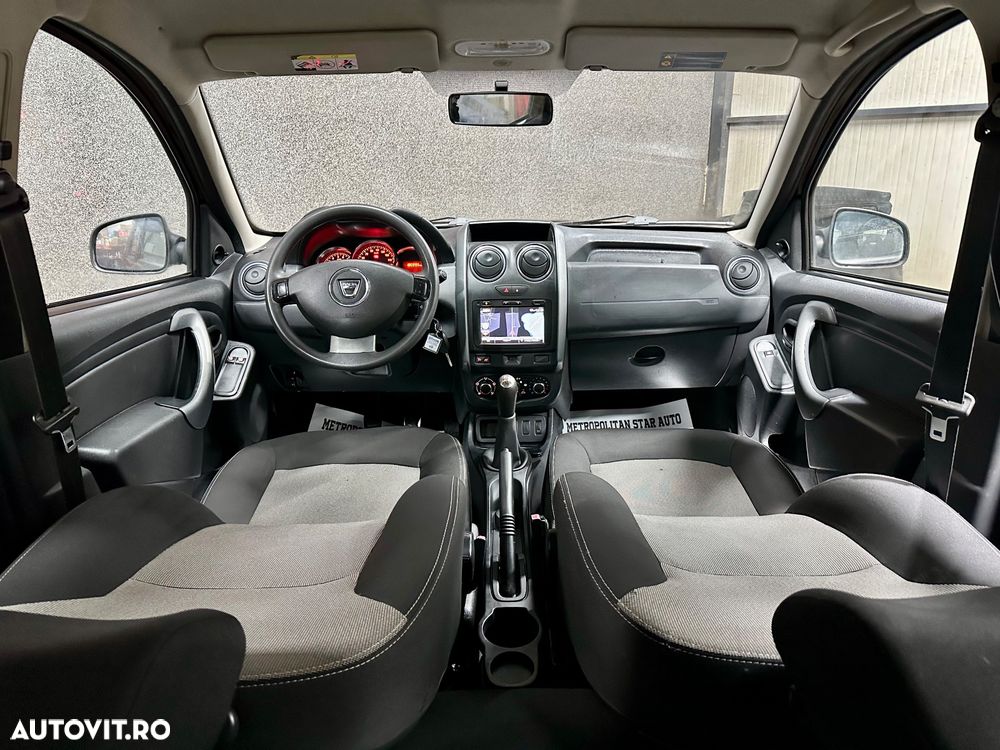 Dacia Duster 1.6 16V 105 4x2 Laureate - 6