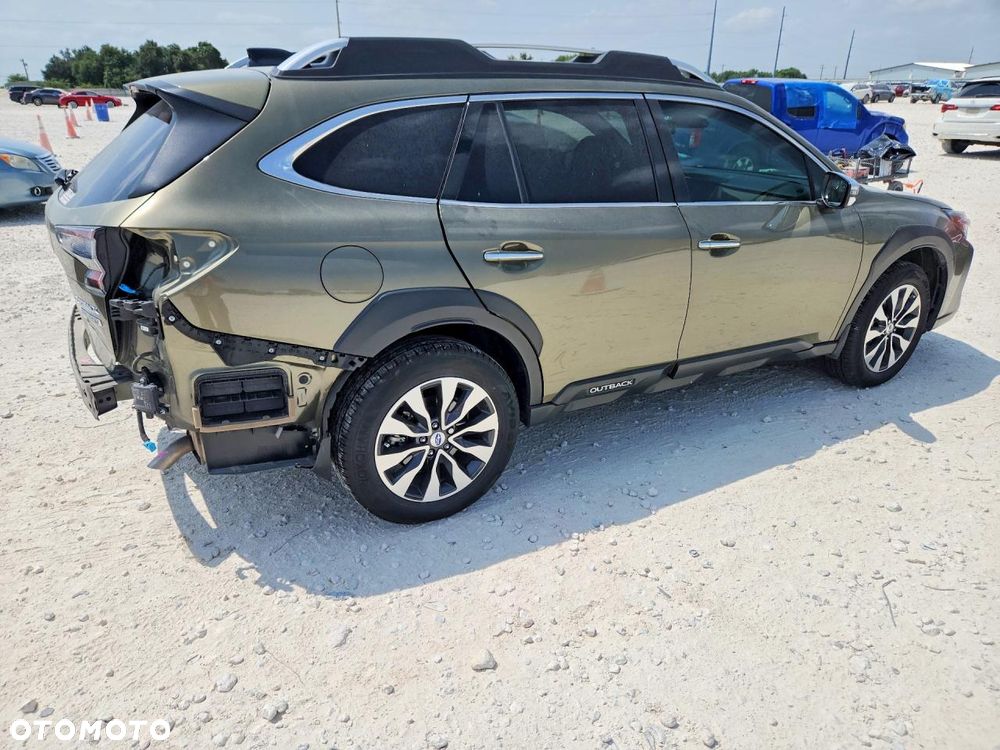 Subaru Outback - 4