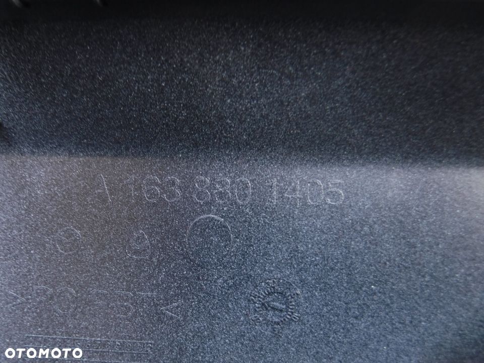Mercedes ML W163 LIFT zaslepka zderzaka tyl nowa idealna pokrowiec haka hak A1638801405 744 czarna srebrna - 4