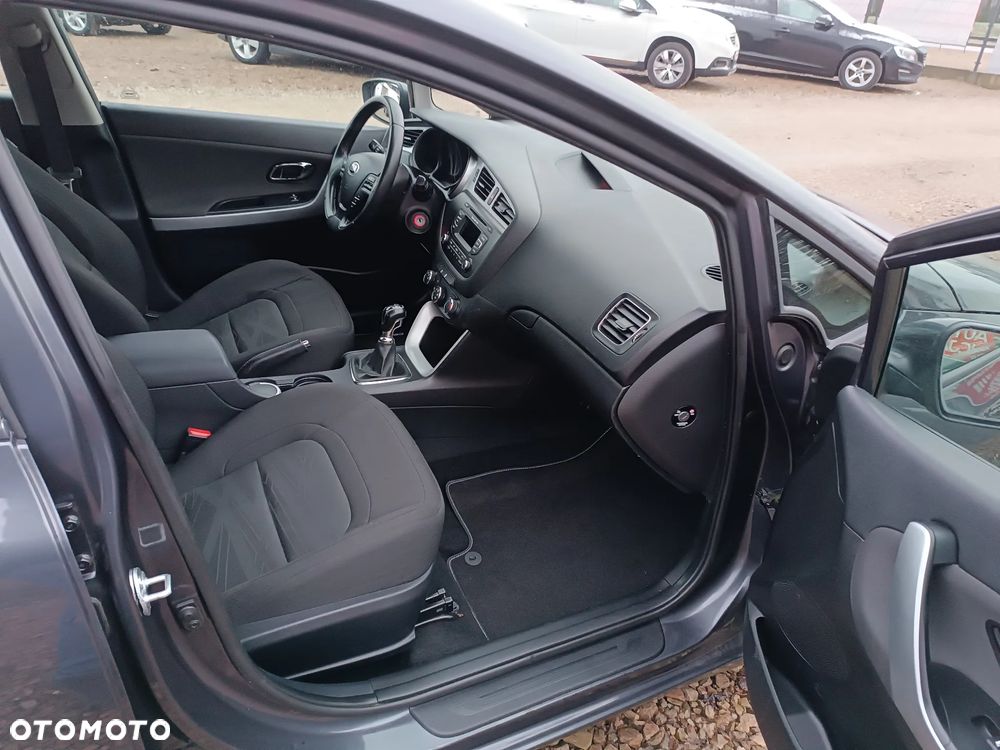 Kia Ceed 1.4 CVVT Edition 7 - 32