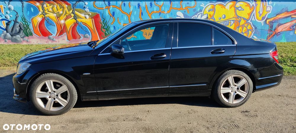 Mercedes-Benz Klasa C 220 CDI DPF Avantgarde - 2