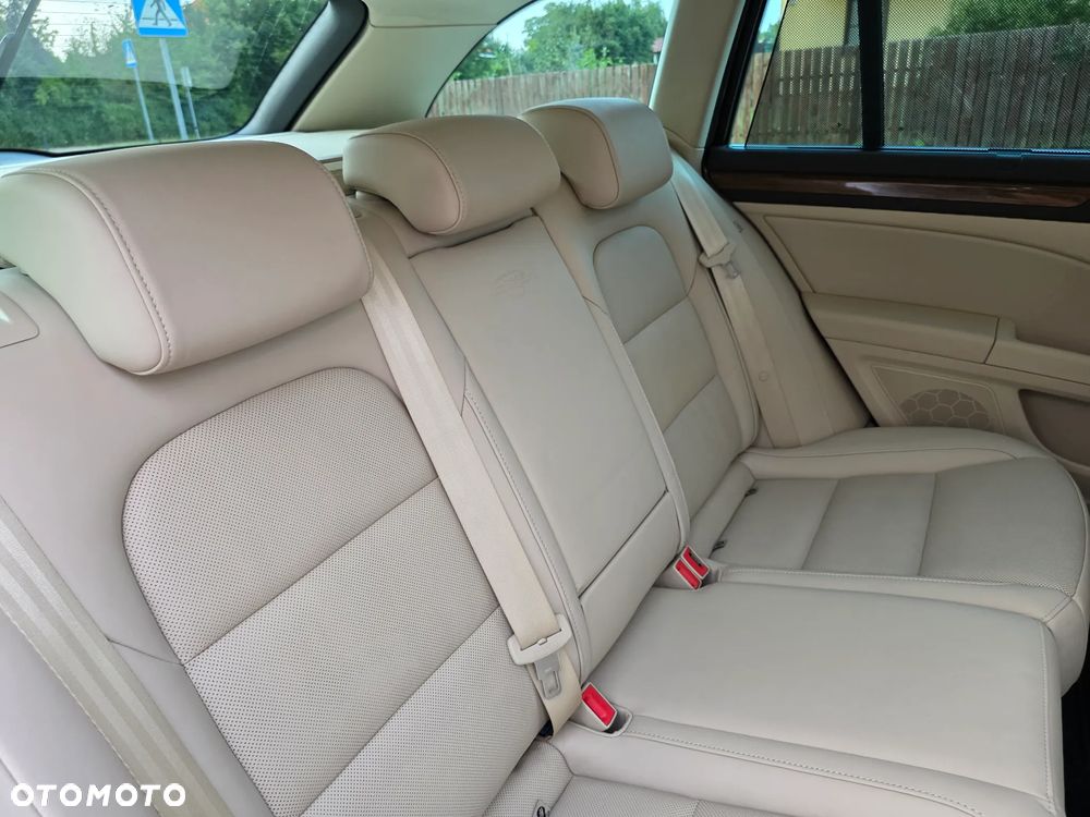 Skoda Superb 2.0 TDI 4x4 Platinum Outdoor DSG - 15