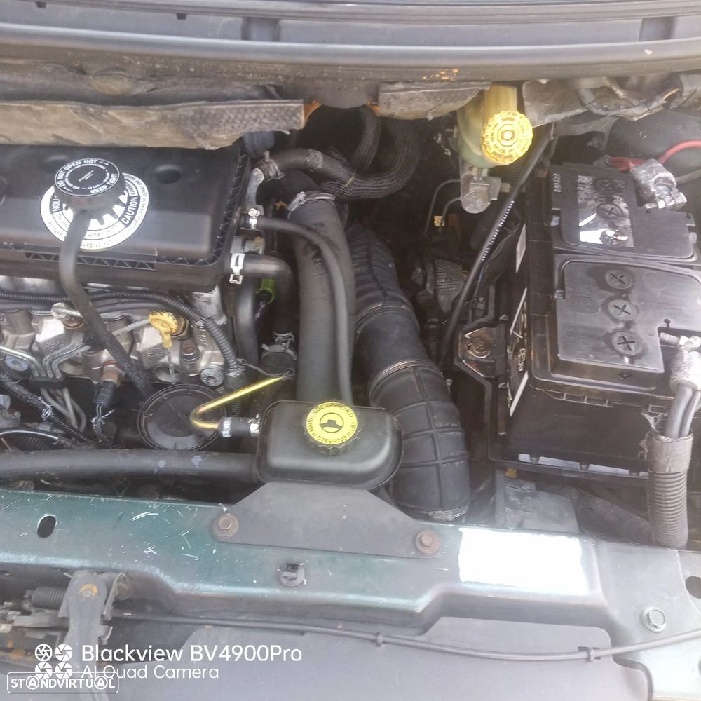 Chrysler Voyager 2.5 TD SE - 10